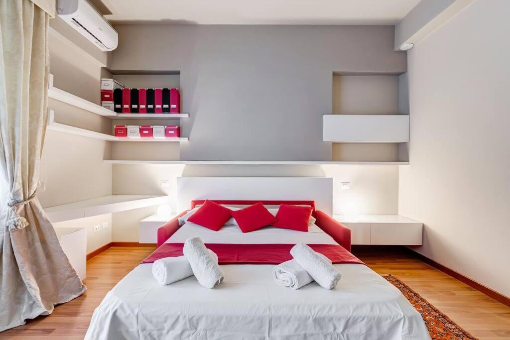 רומא Exclusive Apartment In Eur Lake מראה חיצוני תמונה