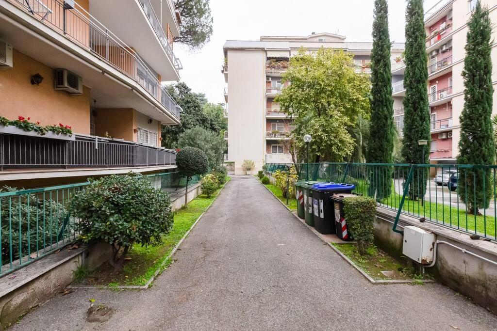 רומא Exclusive Apartment In Eur Lake מראה חיצוני תמונה