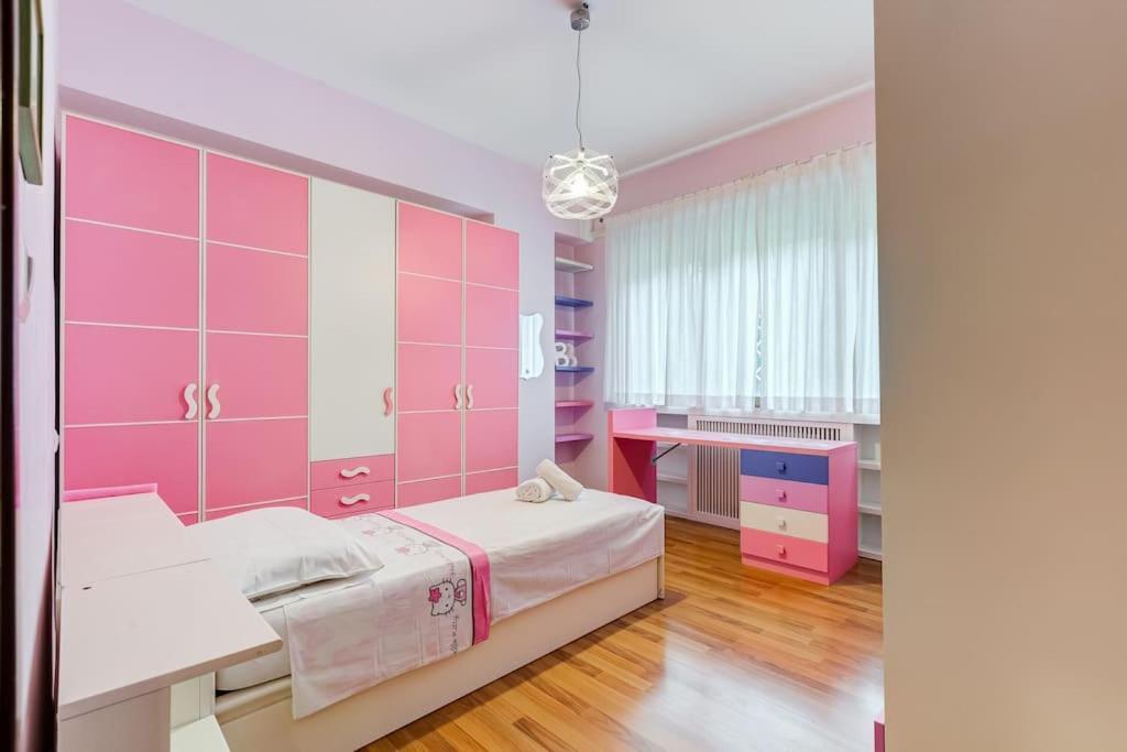 רומא Exclusive Apartment In Eur Lake מראה חיצוני תמונה