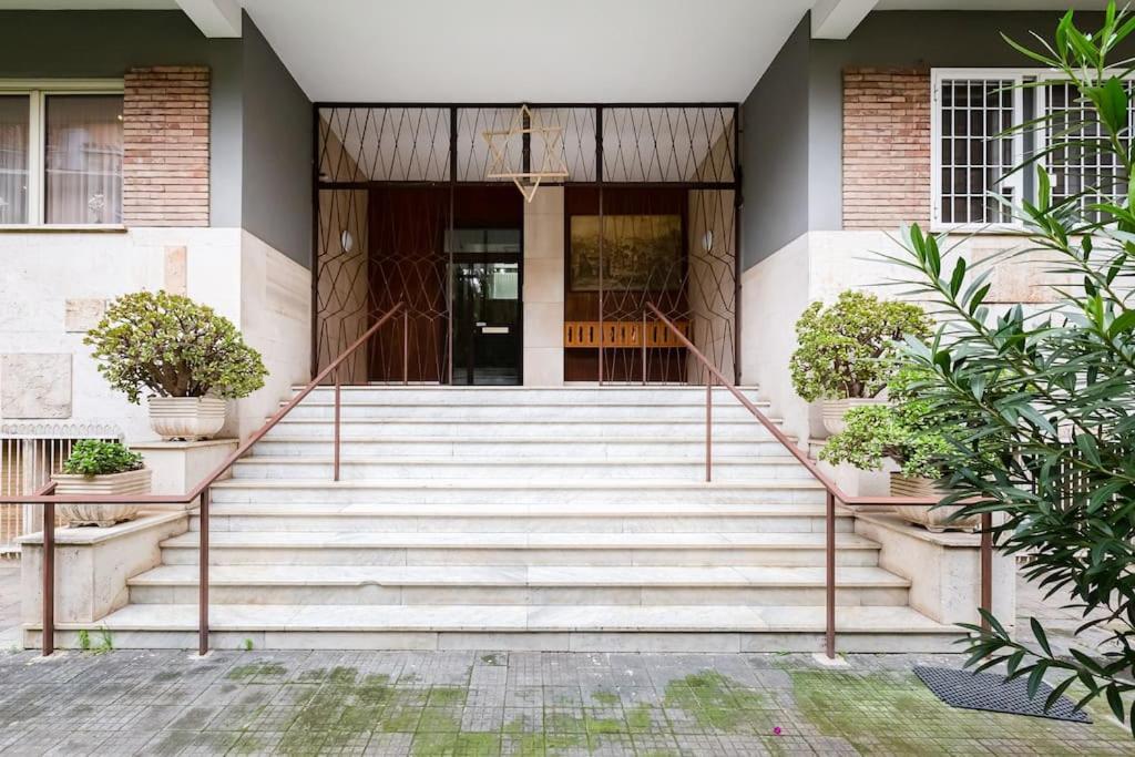 רומא Exclusive Apartment In Eur Lake מראה חיצוני תמונה