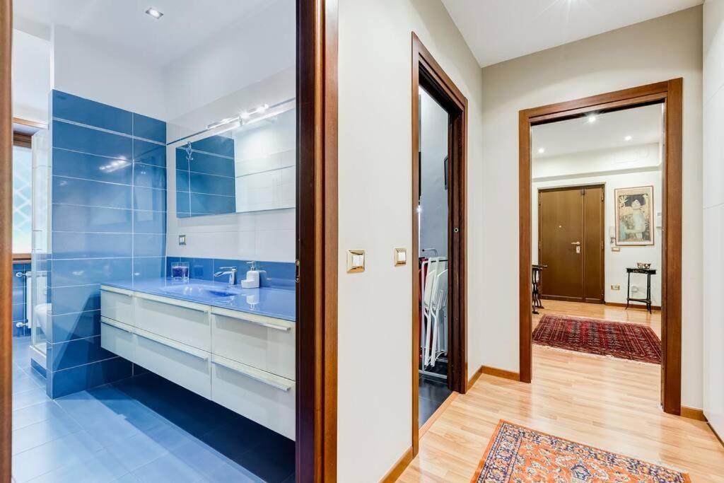 רומא Exclusive Apartment In Eur Lake מראה חיצוני תמונה