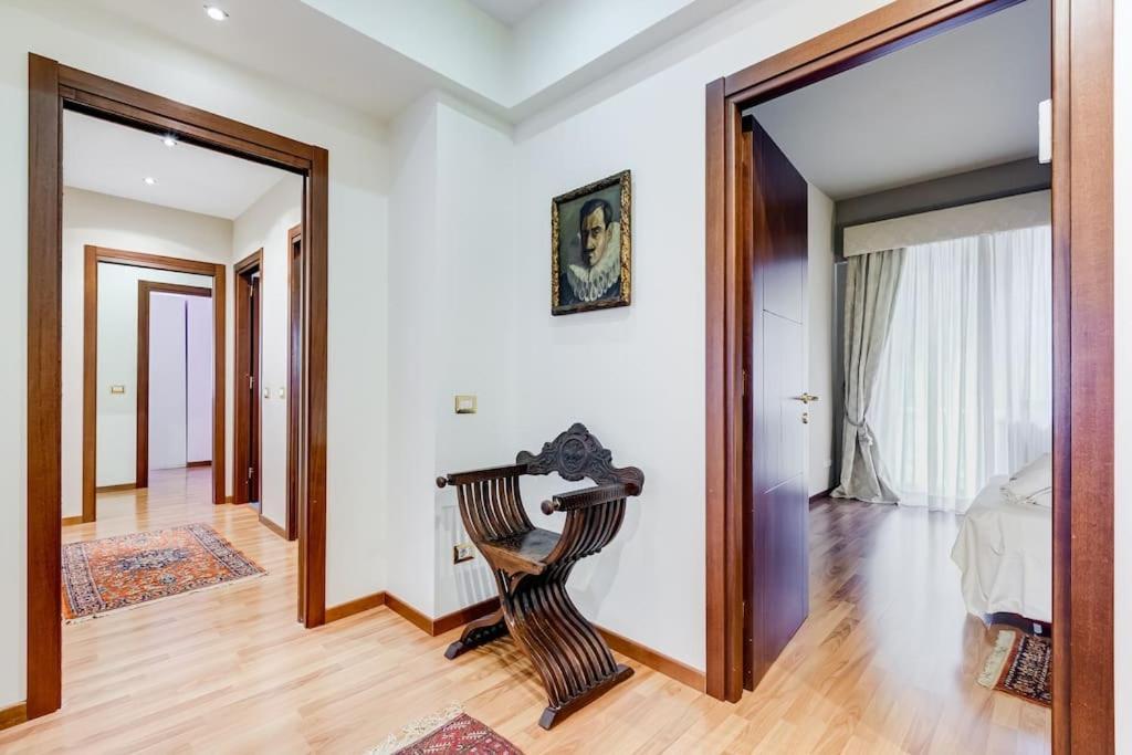 רומא Exclusive Apartment In Eur Lake מראה חיצוני תמונה