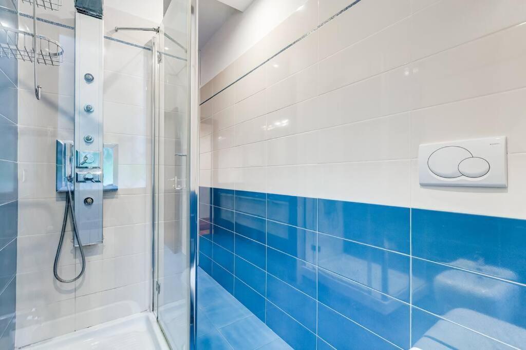 רומא Exclusive Apartment In Eur Lake מראה חיצוני תמונה