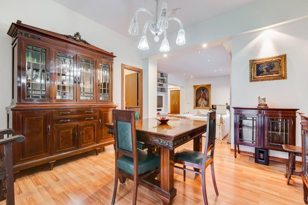 רומא Exclusive Apartment In Eur Lake מראה חיצוני תמונה