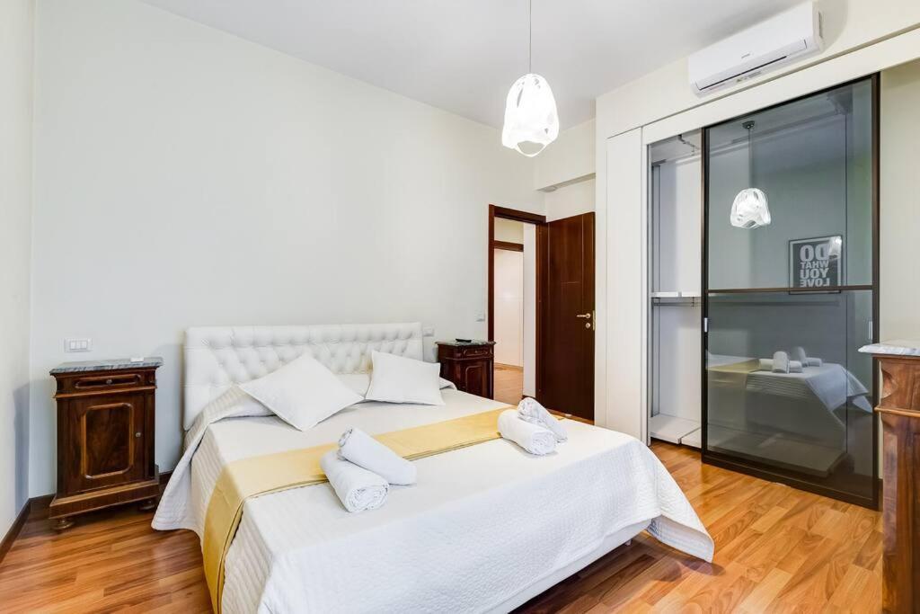 רומא Exclusive Apartment In Eur Lake מראה חיצוני תמונה