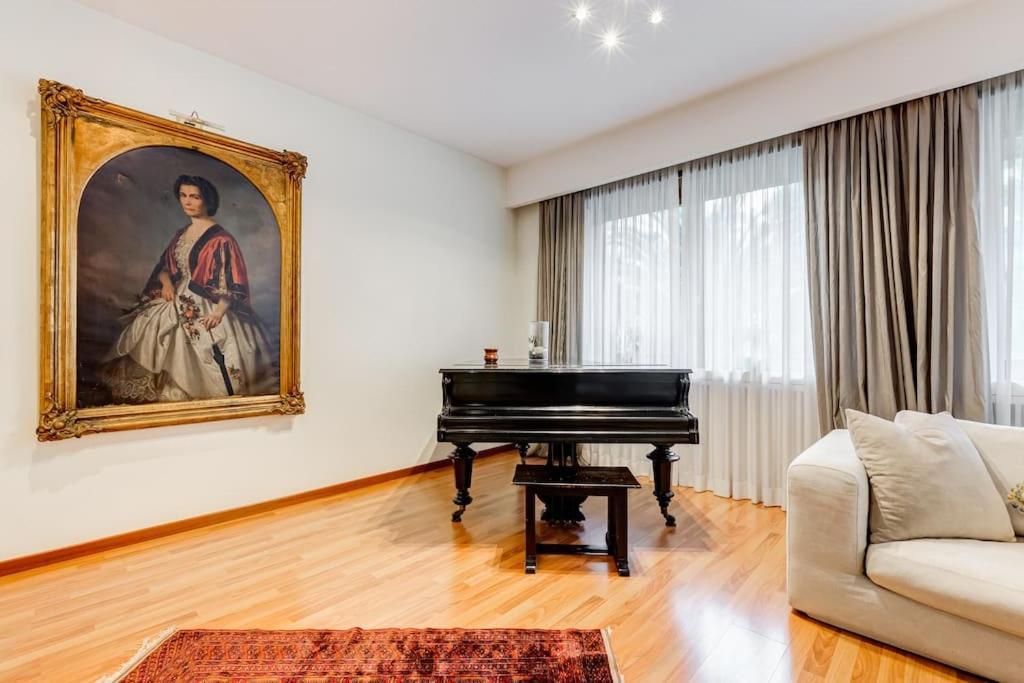 רומא Exclusive Apartment In Eur Lake מראה חיצוני תמונה